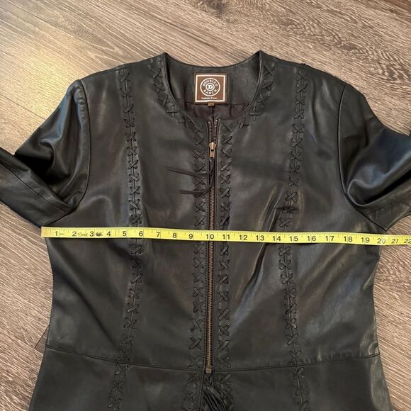 Double D Ranch Black Leather Jacket with Fringe - Picture 7 of 11